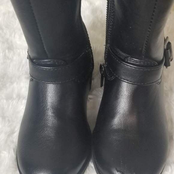 Toddler girls boots - Picture 7 of 7